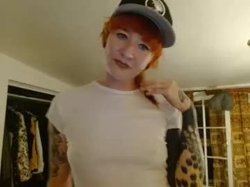 missmoonmagic13 on Chaturbate 