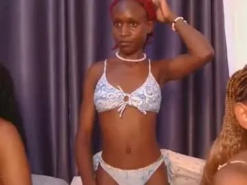 nessie30 on Chaturbate