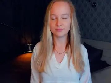 nicolavanderbie on Chaturbate