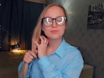nicolavanderbie on Chaturbate