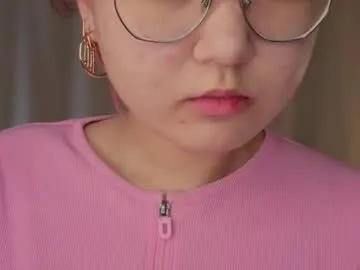 phebenogowski — Goal -Flash tits-  Hi my name is Jenny and my performance starts here! #18 #teen  #new #young #asian [108 tokens remaining]