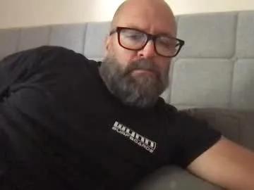 pleasesitonmycock on Chaturbate