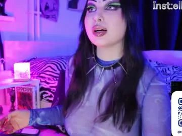 razor_claw on Chaturbate