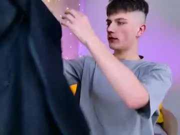 rony_winston — take off my pants #Lovense #big dick #new #18 #shy [89 tokens remaining]