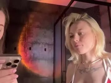 roselunes — GOAL: suck finger close up [97 tokens remaining] Welcome to my room! #shy #teen #18 #lovense #new