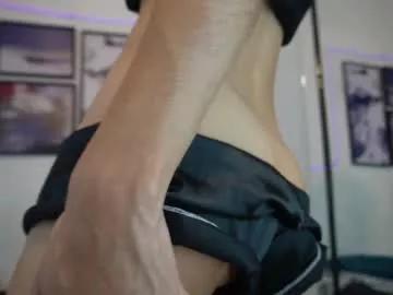 ross_b1 on Chaturbate 