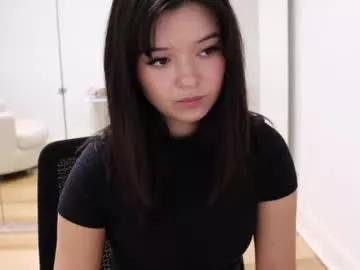 sarah_heart_aus from Chaturbate
