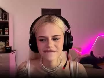 savannahpinet from Chaturbate