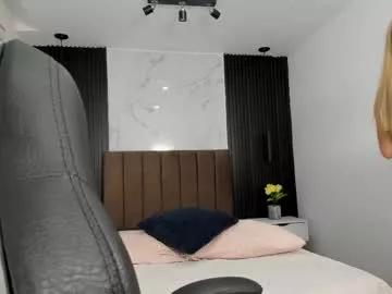 serene_waves on Chaturbate 
