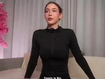 signehinz on Chaturbate