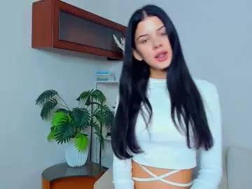 softlyy_bold — sensual touch my neck #shy #teen #new #young #18 [6 tokens remaining]