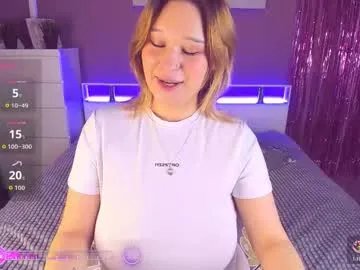 super_huge_boobs on Chaturbate