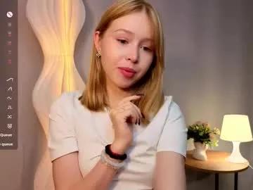 susanneguitian — GOAL: I'll show off my outfit and twirl around [112 tokens remaining] Hoping for your big thumb up!  #bigboobs #18 #teen #redhead #new