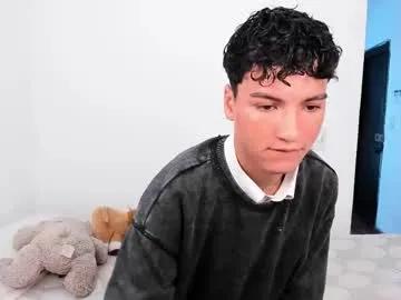 sweet_boys_xx on Chaturbate