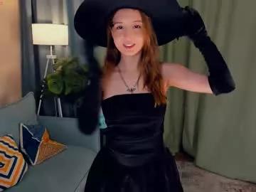 tessiekhanponaphan — Goal: Connect my Domi? | I'm Cindy  and HALLOWEEN here, I'm #18 and i #shy and #new here #natural #bigboobs [0 tokens remaining]