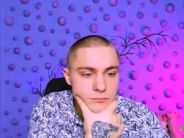 thomas_crow on Chaturbate