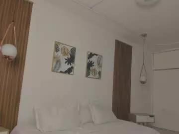 tiffanywright_ from Chaturbate