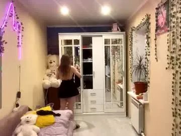 twandalazzar on Chaturbate