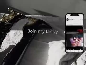 vinylstore — Me Silvia ntmu - Goal: Hello - #feet #femdom #heels #latex #lovense