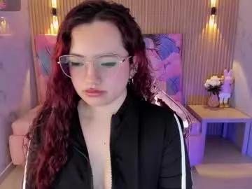 Naked Room violeta_sub 