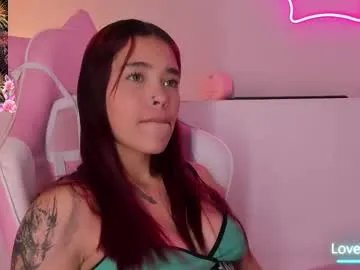 violeth_hill on Chaturbate