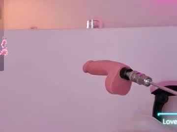 violeth_hill on Chaturbate