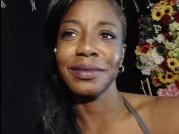 yhlemina on Chaturbate