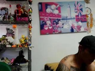 abrahan_a from Flirt4Free