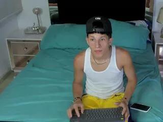 adam_saenz from Flirt4Free