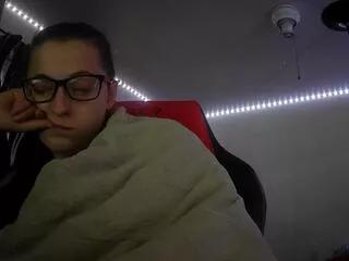 bambi_bi from Flirt4Free