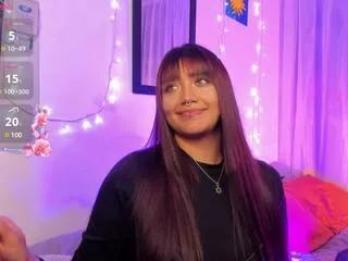 bellaa_green from Flirt4Free