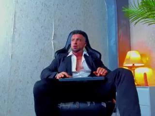 dennis_cox from Flirt4Free