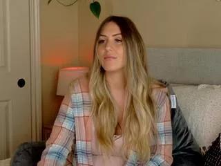 emeree_lakes from Flirt4Free