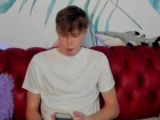 justin_beckett on Flirt4Free