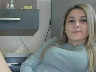 kelly_behind from Flirt4Free