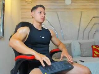 maxx_thomson from Flirt4Free