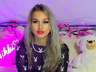 nikki_alman from Flirt4Free