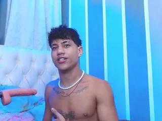 ronny_cox from Flirt4Free