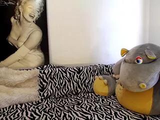 sara_meow from Flirt4Free