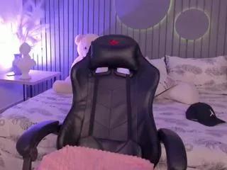 susan_kiut from Flirt4Free