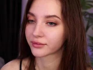 udele_beecham on Flirt4Free