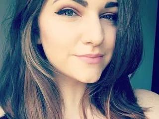 34HHGamerGirlHannah from Streamate