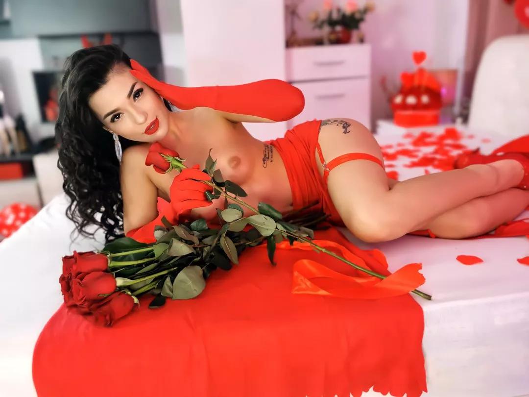 BellaReyX from Streamate