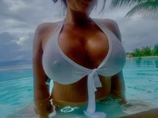 HollieC from Streamate