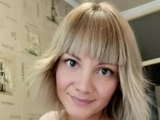 LeslieShhh from Streamate
