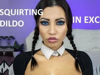 LiaLennice from Streamate