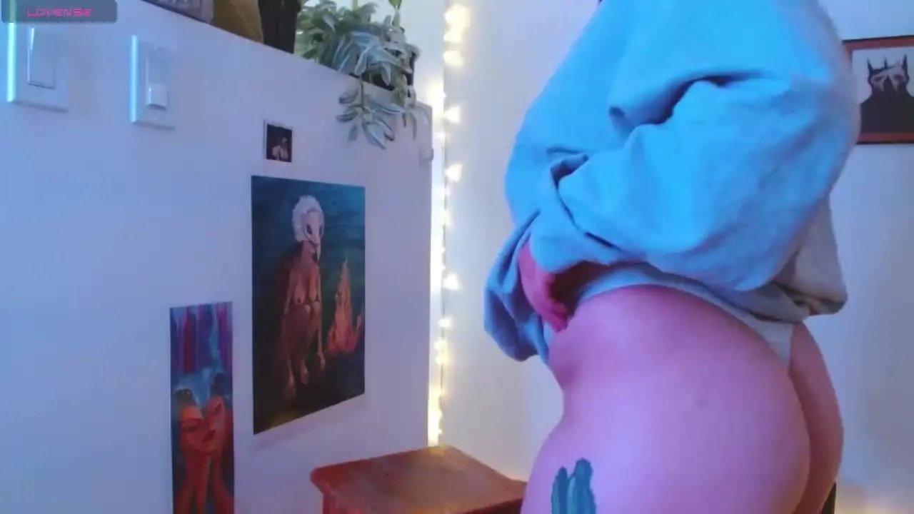 Agness_6 on Streamray