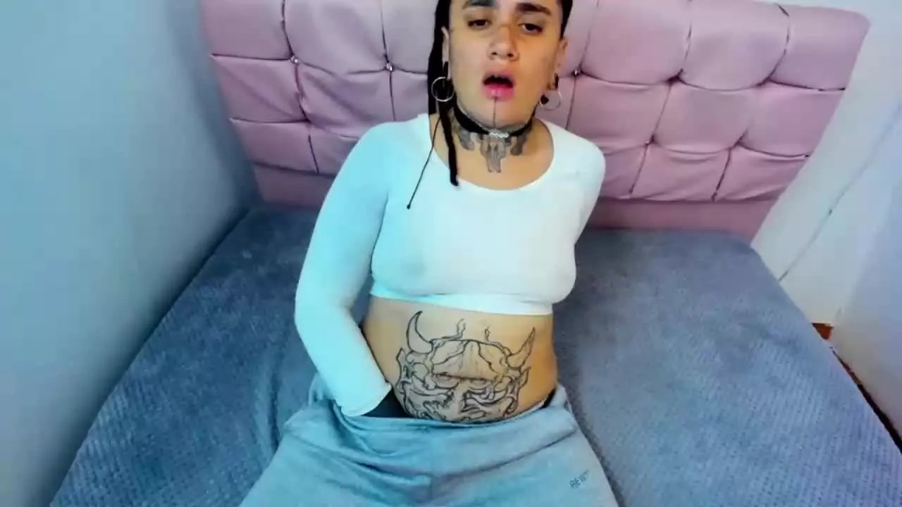 Agness_6 on Streamray