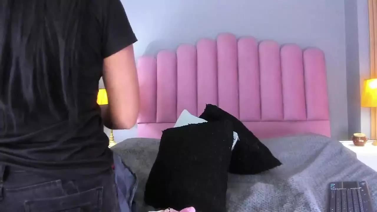 AriaSexyHot from Streamray