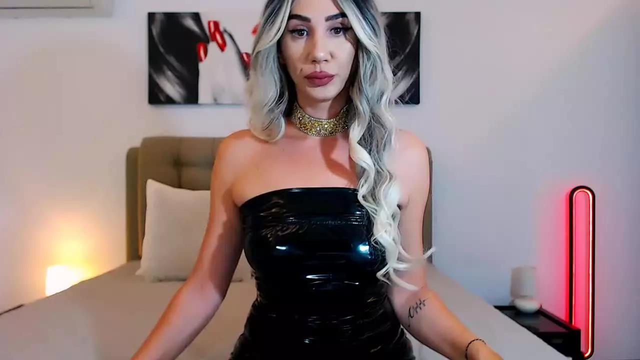 AvaaXShine from Streamray